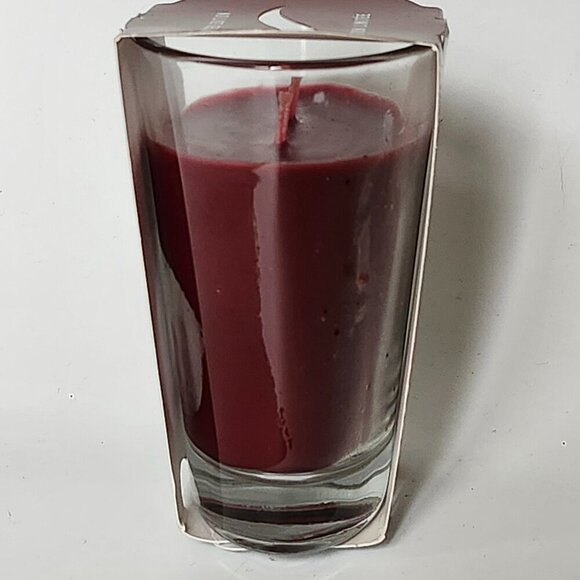FEBREZE Fresh Twist Cranberry Candle BNIP Limited Edition Two Wick Candle 178g - Picture 3 of 5